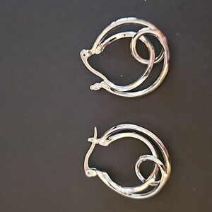 Geometric Design Hoop Earrings